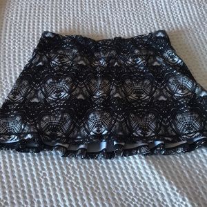 Idealogy tennis skirt. Size L